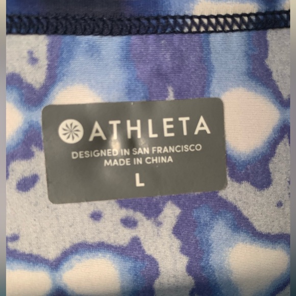 Athleta Cropped Rash Guard - Picture 2 of 3